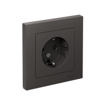 Изображение товара Systeme Electric AtlasDesign Базальт Розетка с/з со шторками, 16А, в сборе