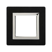 Изображение товара Рамка из алюминия DKC Avanti черная, 2 модуля, 90x90 мм Изображение товара Рамка из алюминия DKC Avanti черная, 2 модуля, 90x90 мм