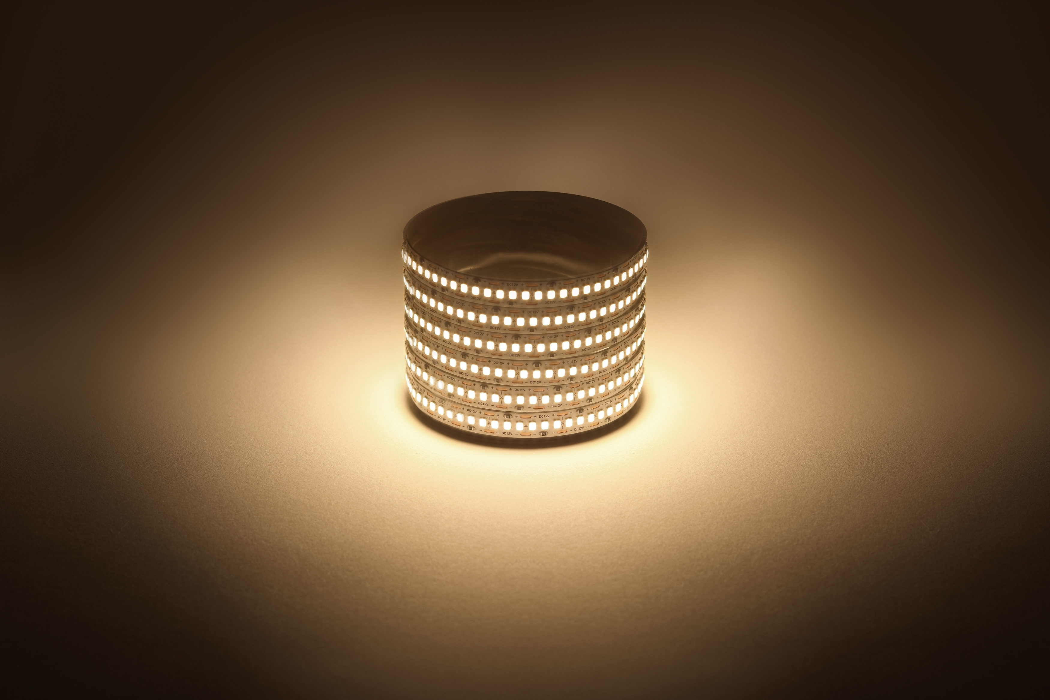 Изображение товара ЭРА LS2835 19,2-240-12-3000K IP20 5 м светодиодная лента теплый белый