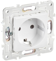 Изображение товара IEK SKANDY Арктический белый Розетка с/з без защитных шторок 16А SK-R05W