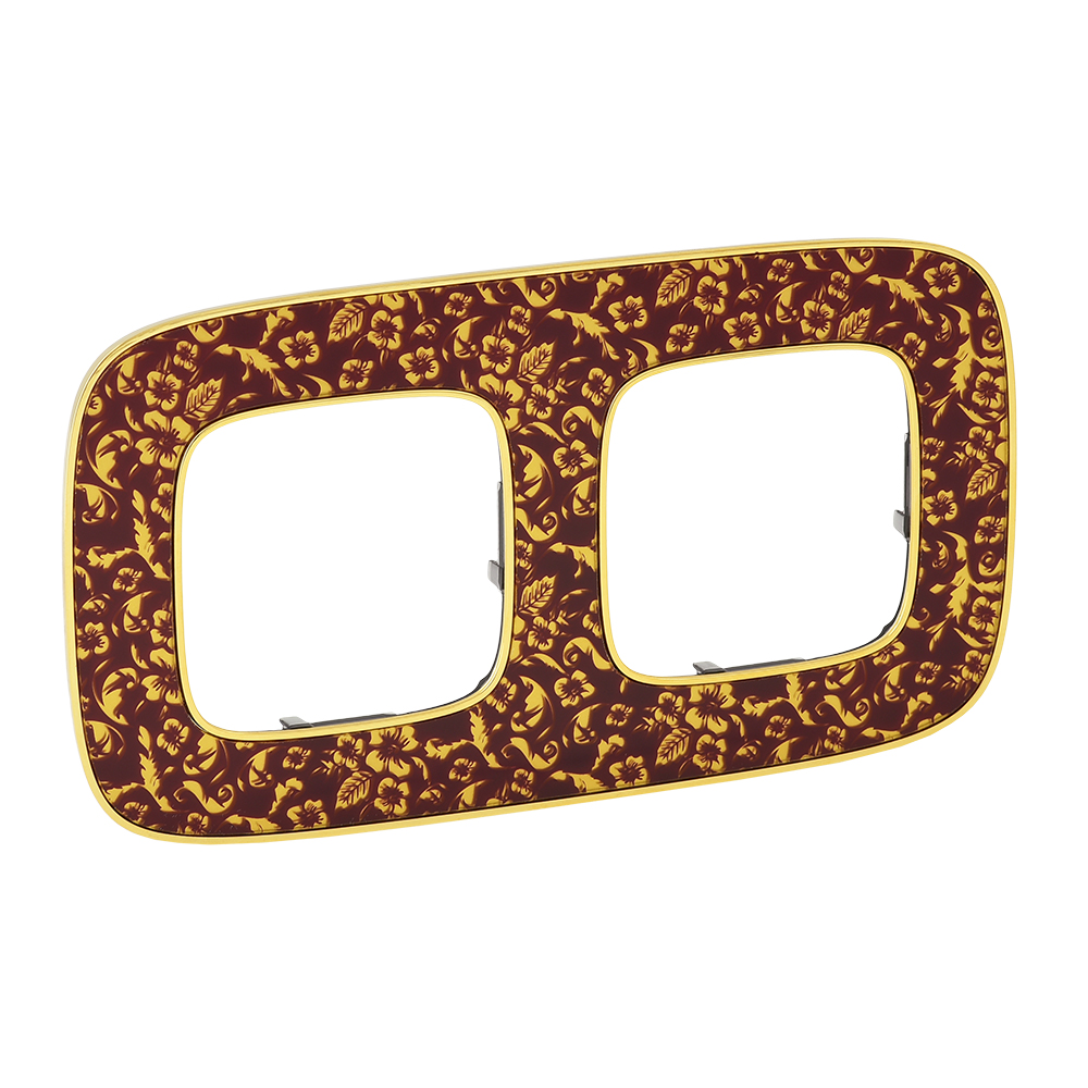 Изображение товара Legrand Valena ALLURE Барокко — рамка 2-ая красная