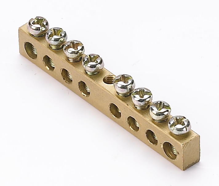 Изображение товара Dekraft Шина нулевая 8 групп/крепеж по центру, сеч. 6x9