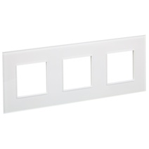 Изображение товара IEK SKANDY Стекло Арктический белый Рамка 3-ая SK-F23W