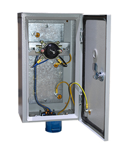 Изображение товара Электротехник ЯВШ 3х25 У2, 3 полюса, 25А, IP54, ящик с пакетным выключателем и разъёмом (ЭТ)