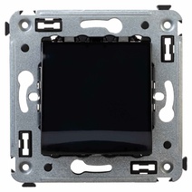 Изображение товара DKC Avanti Вывод кабеля из стены "Черный квадрат" Изображение товара DKC Avanti Вывод кабеля из стены "Черный квадрат"