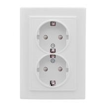 Изображение товара EKF Basic Минск Белый Розетка 2-ая, с/з,со шторками, 16А, СП.