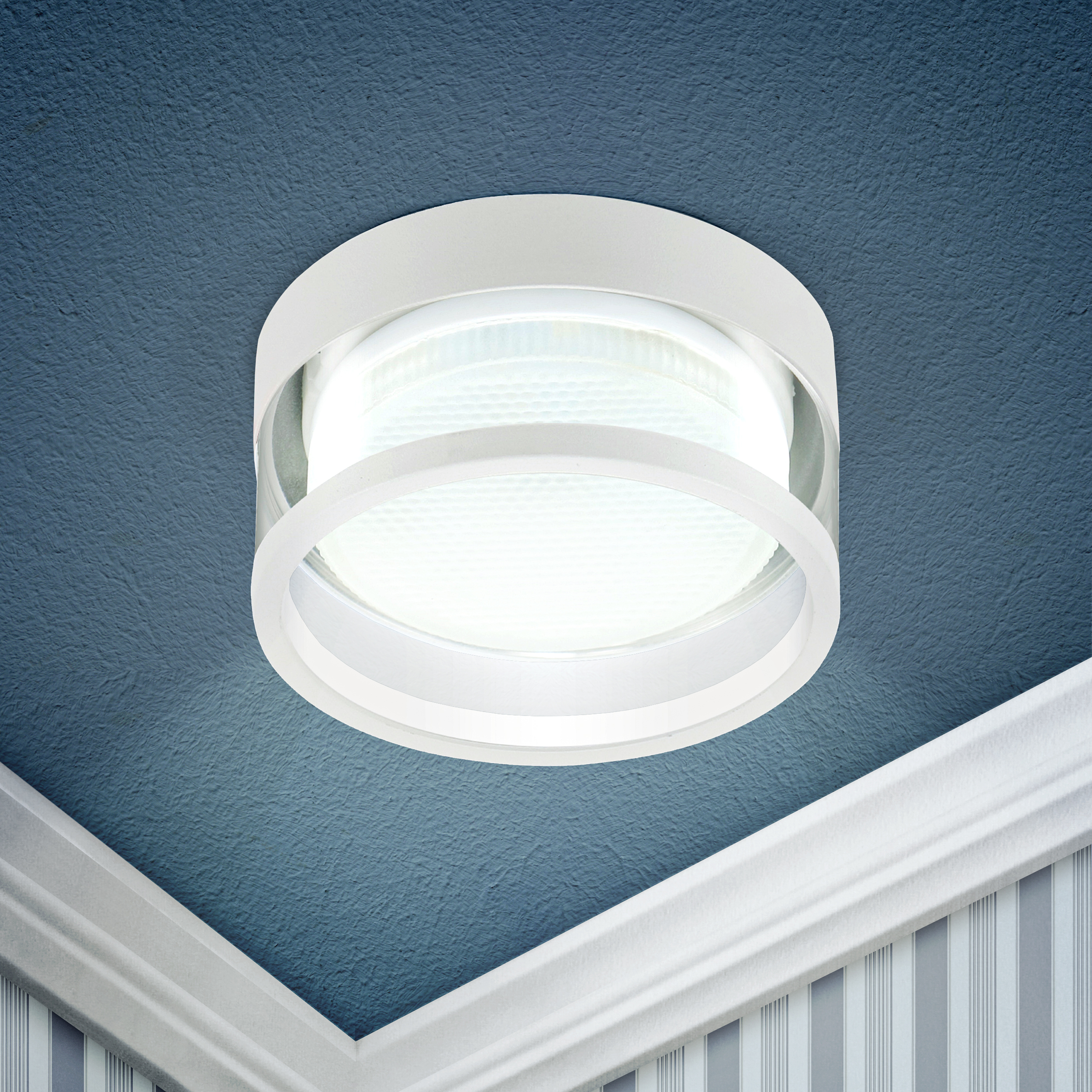 Изображение товара ЭРА Светильник встраиваемый KL82 WH под лампу GX53 белый Изображение товара ЭРА Светильник встраиваемый KL82 WH под лампу GX53 белый