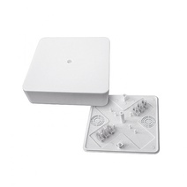 Изображение товара EKF PROxima Коробка разветвительная КМР-030-032кг наружная (100х100х28) белая с клеммником.