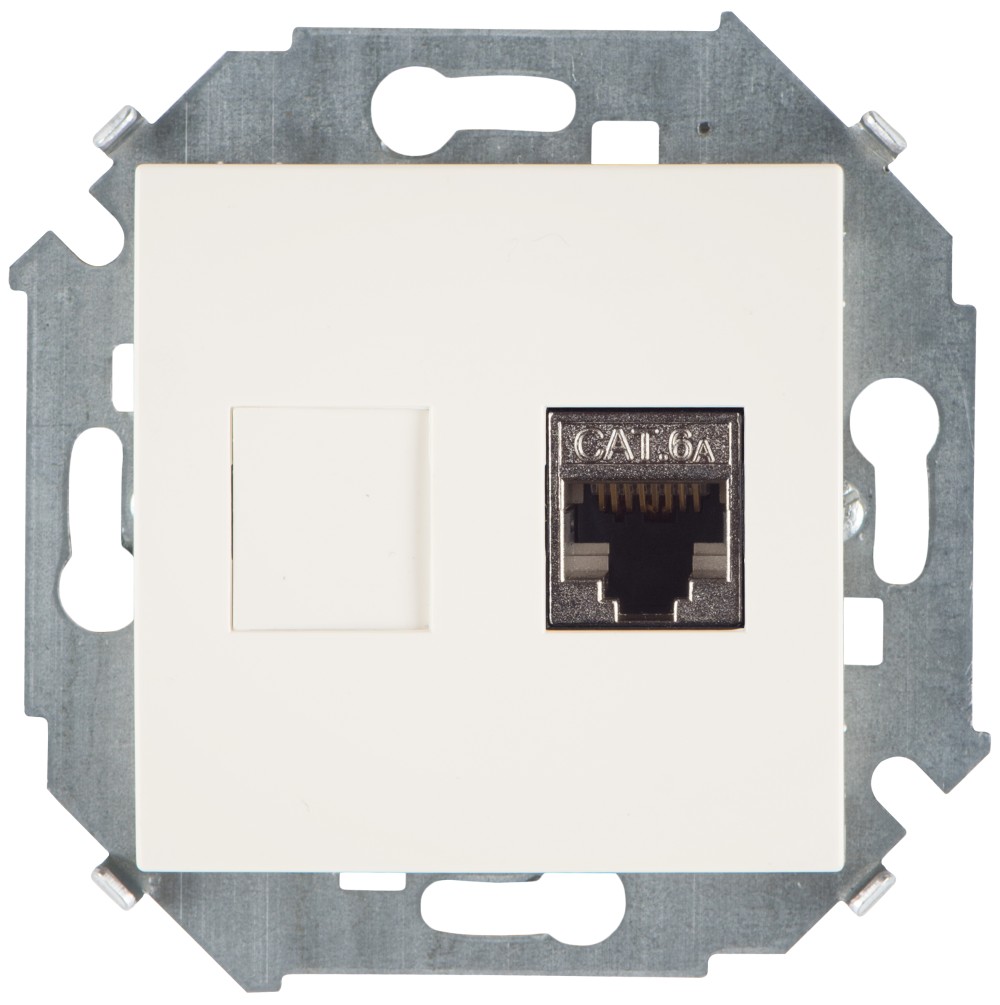 Изображение товара Simon 15 Слоновая кость Розетка компьютерная RJ45 кат.6A (АМР, FTP)