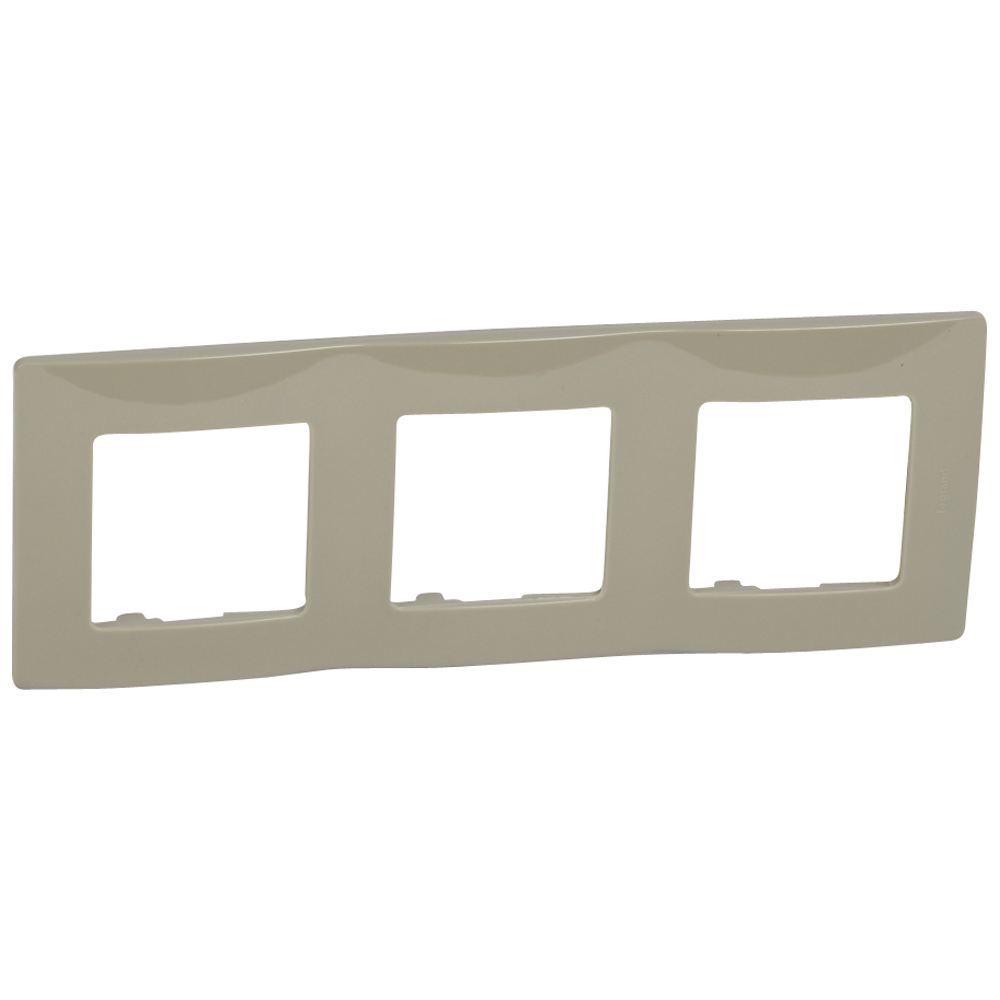 Изображение товара Legrand Etika Светлая Галька Рамка 3-ая.