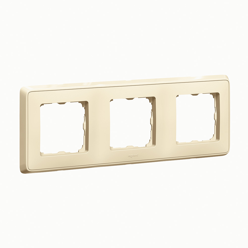 Изображение товара Рамка Legrand Cariva 3-модульная (бежевый, 223x81 мм) с защитой IK04
