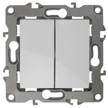 Изображение товара ЭРА 12-1004-01 Выключатель двойной, 10АХ-250В, IP20, без м.лапок, Эра12, белый (10/100/3000) Изображение товара ЭРА 12-1004-01 Выключатель двойной, 10АХ-250В, IP20, без м.лапок, Эра12, белый (10/100/3000)