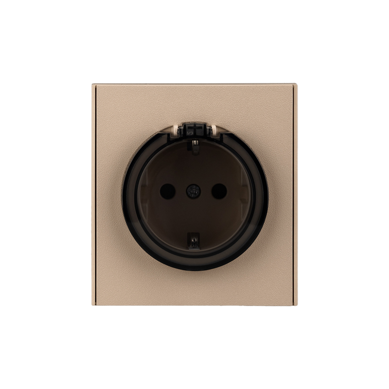 Изображение товара Розетка KRANZ STRONG с/з 16А, шторки, крышка, 1-пост. рамкой