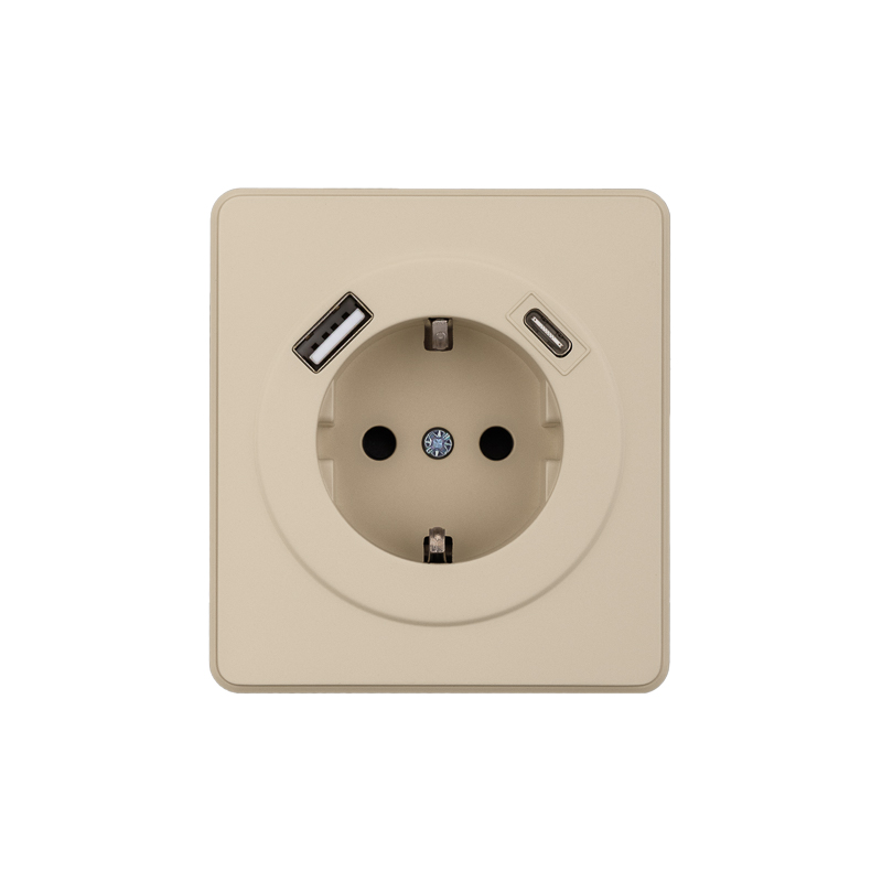 Изображение товара KRANZ ROUND Розетка 1-ая с/з с/у з/ш 16А с USB A+C быстрой зарядки 5В/3А шелк, с 1-пост. рамкой