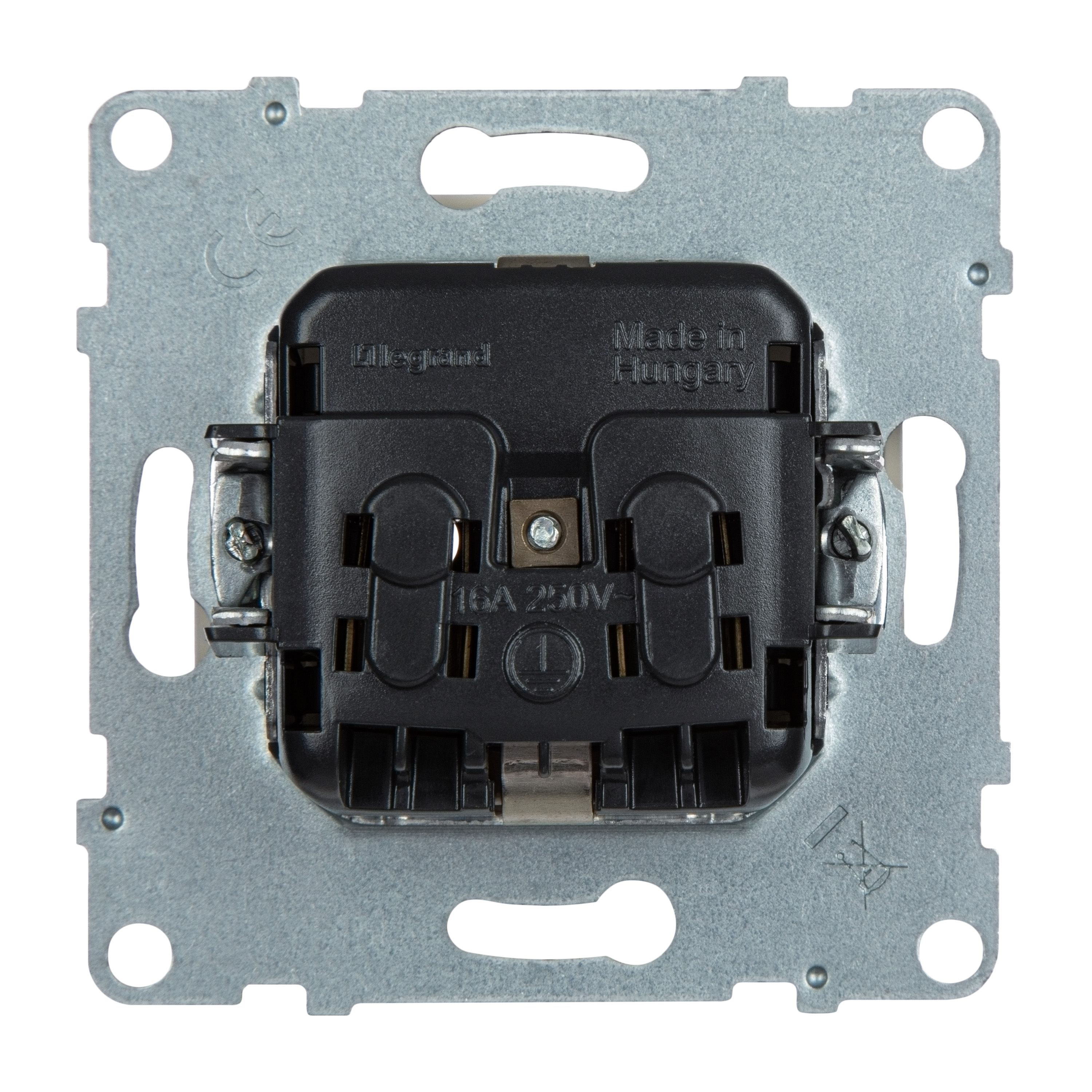 Изображение товара Legrand/Daccord SUNO Слоновая кость Розетка 2К+З 16А 250В.Винтовые зажимы..